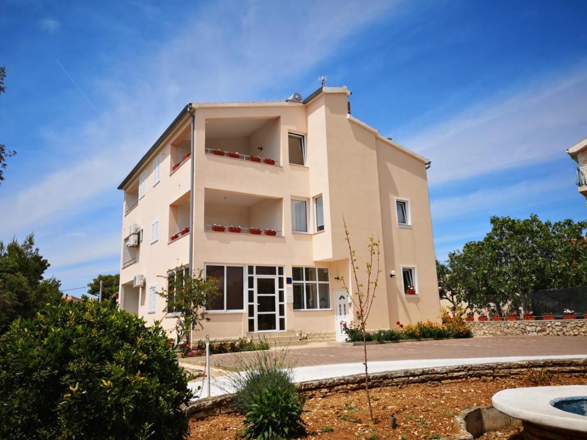 Apartments Villa Korina Brodarica  Extérieur photo