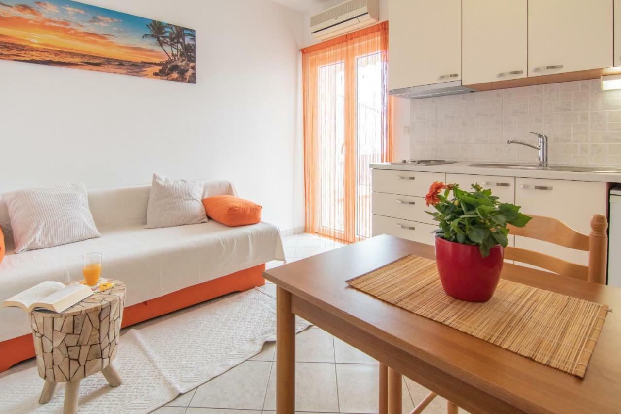 Apartments Villa Korina Brodarica  Extérieur photo